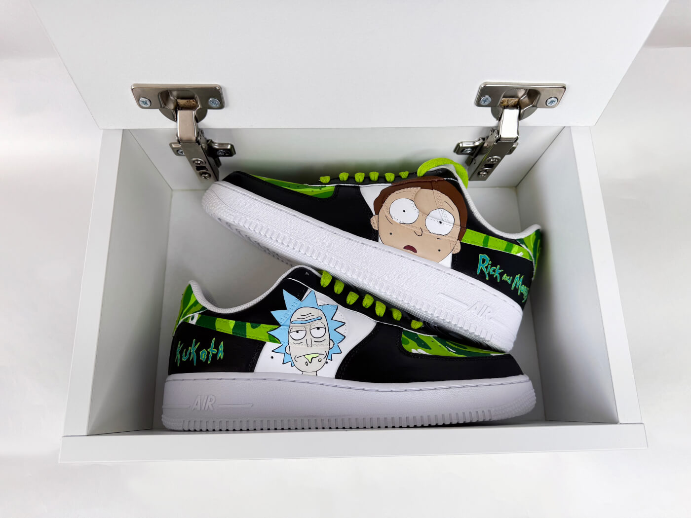 Кастом Nike Air Force - Рик и Морти